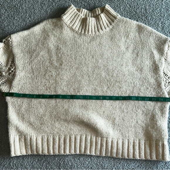 Skies Are Blue Cream Knit Turtleneck Sweater - Picture 4 of 5